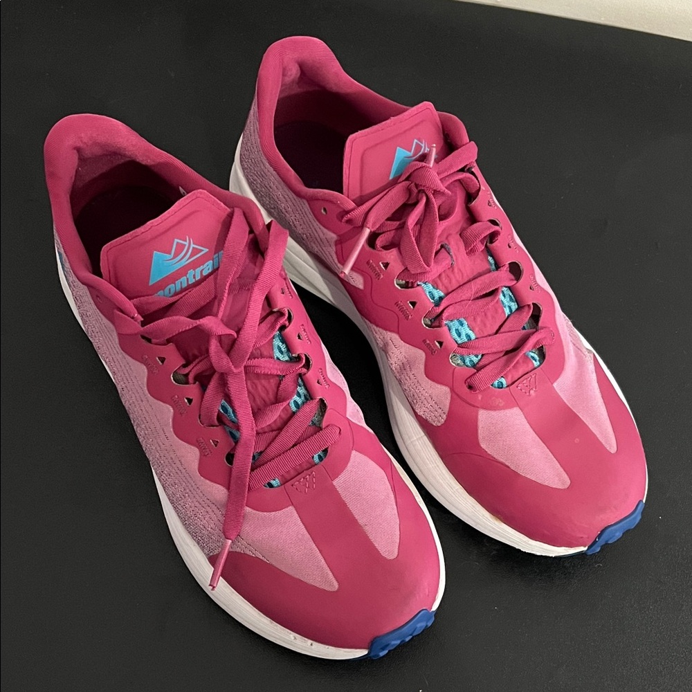 Columbia Women's Pink and Blue Athletic Shoes